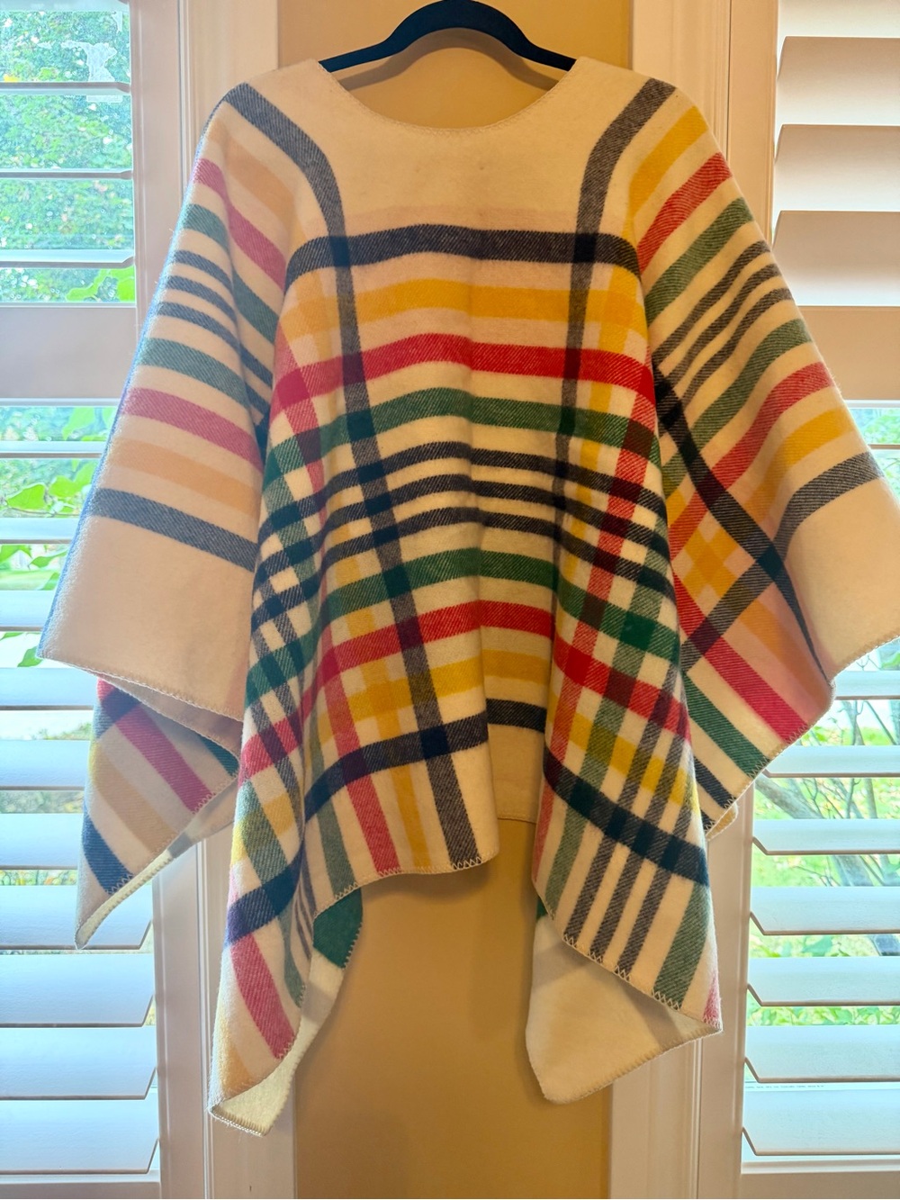Hudson's Bay Co. and Johnston's of Elgin 100% Wool Ruana/Wrap - Picture 2 of 6